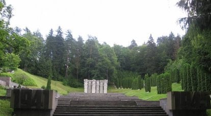 Monumento a los soldados soviéticos demolido en Vilnius