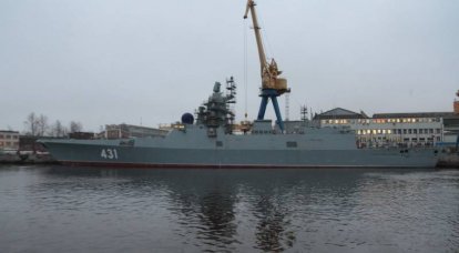 北方造船所で完成中の「アドミラル・オブ・ザ・フリート・カサトノフ」（写真）