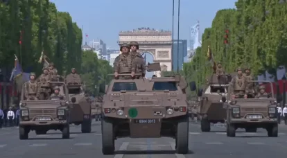 "रूसी पेरिस का मजाक उड़ा रहे हैं": फ्रांसीसी प्रेस उनकी सेना को कमजोर मानता है