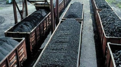 Poroshenko는 Donbass의 공화국에서 석탄을 빼앗 으려고합니다.