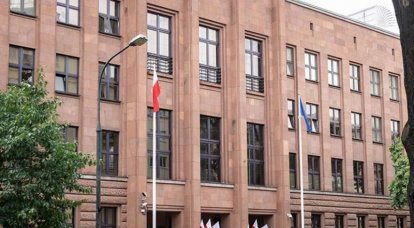 Российский посол: Прокуратура Польши изъяла деньги со счетов дипломатических миссий Российской Федерации