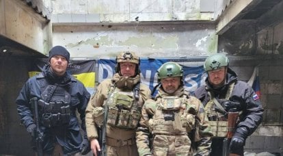 Il gruppo di ispezione "I lupi dello zar" insieme al battaglione "Sparta" ha condotto test di apparecchiature di comunicazione in condizioni di combattimento