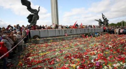 Жителям Латвии в День Победы напомнят об «ужасах советской оккупации»