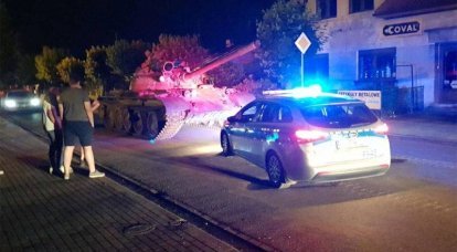Жители польского города вызвали полицию при виде танка Т-55 на улицах