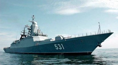 Die Schiffe der Baltischen Flotte reflektieren "Torpedoangriffe"