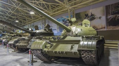 무기에 관한 이야기. 탱크 T-54 외부 및 내부