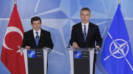 Столтенберг снова выразил беспокойство ростом российского присутствия в Сирии