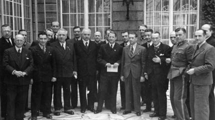 Кто расстрелял в Катыни польских офицеров?