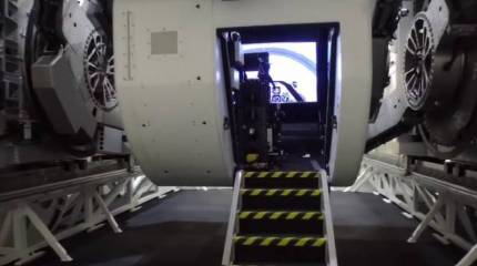 НАСА начало использовать специальный аппарат Kraken ВМС США для имитации космического полета при подготовке астронавтов