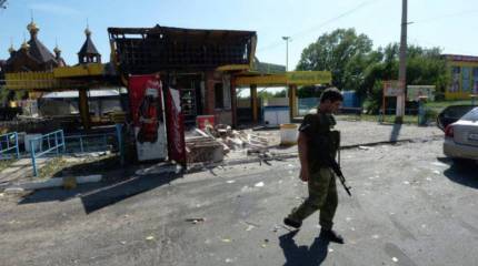 Новороссия ввела «режим тишины». Украинские силовики продолжают разрушать инфраструктуру Донбасса.