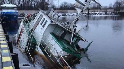 В Латвии затонул патрульный корабль