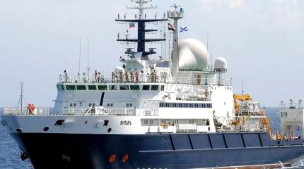 Британский эксперт предложил НАТО захватить и уничтожить российское судно