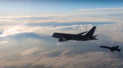 Западная пресса: Компания Boeing планирует разместить вооружение на самолётах-заправщиках KC-46 для нужд ВВС США