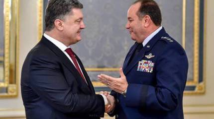 Порошенко рассказал Бридлаву об успехах украинской армии
