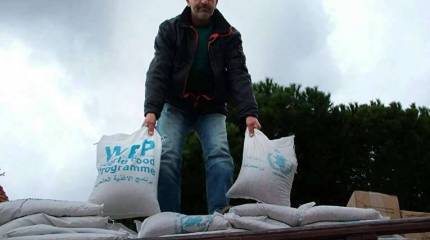 Центр примирения в Хмеймим организовал сопровождение гумпомощи сирийскому населению