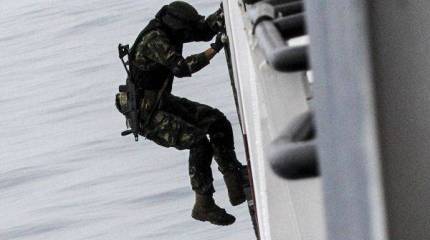 Граница на плаву