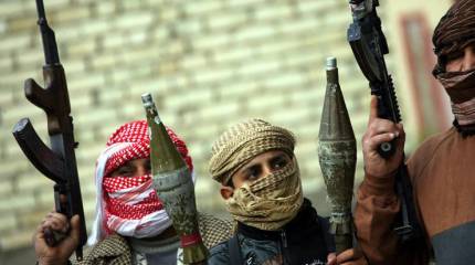 Эксперт: "Иракская и сирийская армии втянуты в одну войну, но на разных фронтах"