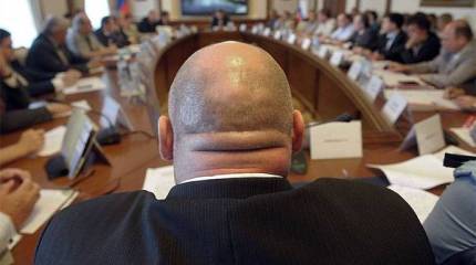 Росстат предложил заглянуть в карманы федеральных чиновников