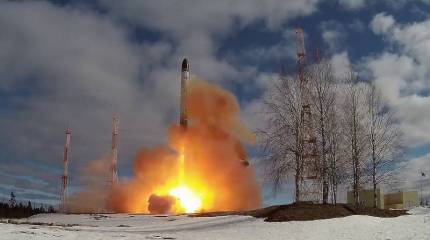 Два американских СМИ заочно поспорили по поводу якобы испытания ракеты «Сармат» во время визита Байдена в Киев