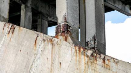 Украинские эксперты выявили значительные повреждения коррозией основных мостов через  Днепр в Киеве