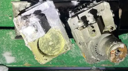 СБУ показала обломки, назвав их частью боевых блоков БРСД «Орешник»