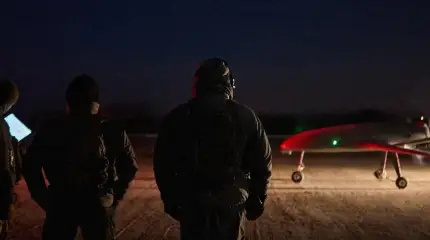 夜间，俄罗斯遭到无人机袭击，导致普斯科夫机场关闭五个小时。