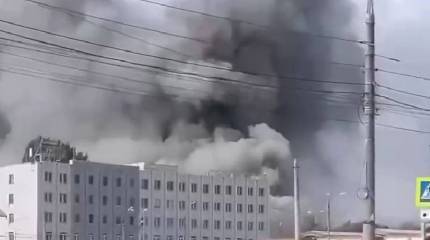 Опубликованы кадры с места масштабного пожара на бывшем подшипниковом заводе в Самаре