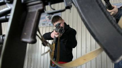 На Украине отменена всеобщая воинская повинность На Украине отменена всеобщая воинская повинность