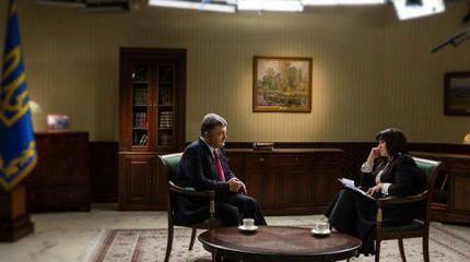 Порошенко подписал закон о моратории на выплату внешних долгов и назвал число погибших украинских силовиков в Донбассе