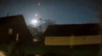 «Ракета, спутник NASA, болид, метеор»: власти Украины не определились, чем была вызвана мощная вспышка над Киевом