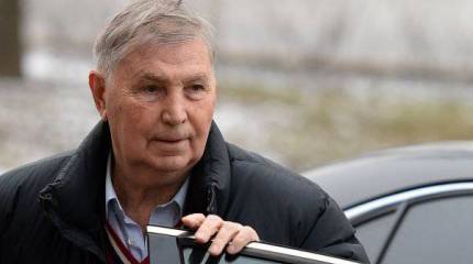 Умер знаменитый хоккеист Виктор Тихонов