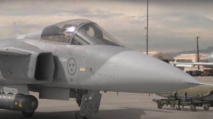 В Швеции около половины военных лётчиков грозят уйти в отставку из-за неудовлетворительных условий службы