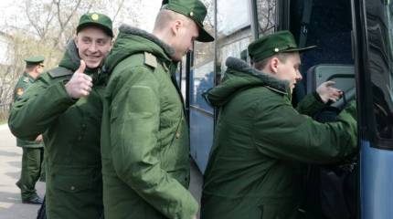 Предложение об увеличении срока службы до двух лет для военнослужащих по призыву не получило поддержки Минобороны