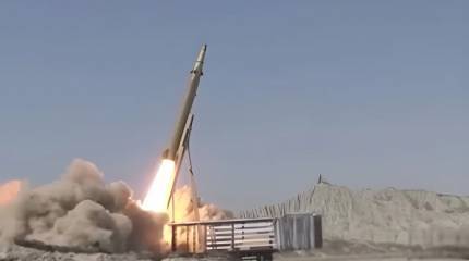 «Были и несколько ложных целей»: Минобороны Ирана заявило об успешном испытании новой баллистической ракеты «Кассем Басир»