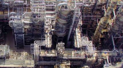 В России отмечен существенный рост объёмов нефтепереработки и биржевых цен на бензин