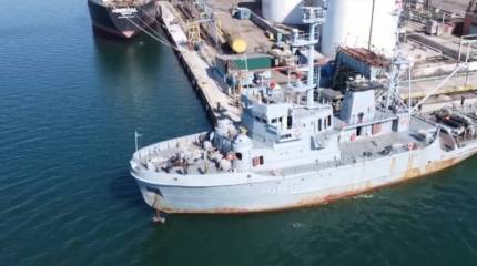 Российские военные обнаружили в порту Бердянска брошенные корабли и катера ВМСУ