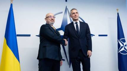 Украинский министр обороны: Украину могут принять в НАТО на следующем саммите альянса, тогда же закончится война