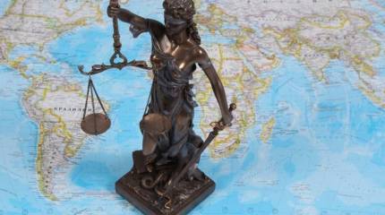 Беспечная юность международного права