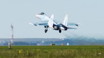 Южный военный округ усилят многоцелевыми истребителями Су-35С