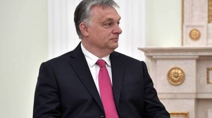 Премьер Люксембурга: Орбан «показал украинской армии средний палец»