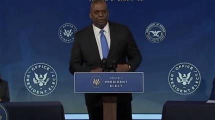 Министр обороны США пообещал Украине помощь в борьбе «российской агрессией»