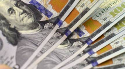 Силуанов: доллар становится ненадежным средством для международных расчетов