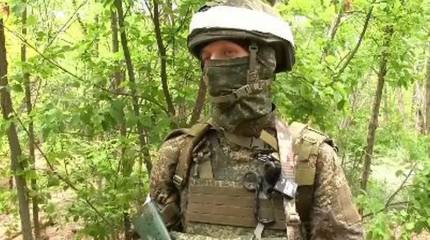 Штурмовик ВС РФ: Солдаты ВСУ в последнее время стараются сразу сдаваться в плен, не вступая в бой