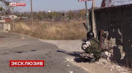 Украинские силовики два раза прорывались к аэропорту Донецка