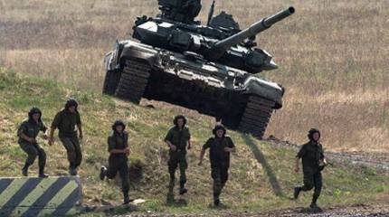 НАТО обвиняет РФ в поставках ополченцам танков Т-90