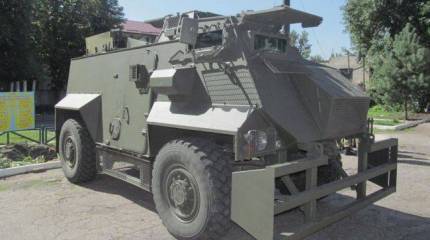 В Донбассе появится британская и американская военная техника