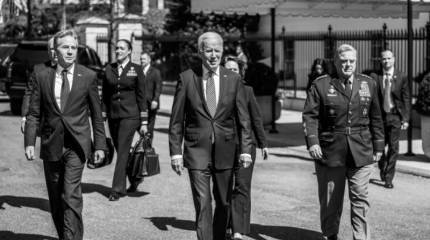 Назвавшему Путина «военным преступником» Байдену напомнили о его призывах к бомбардировкам Югославии