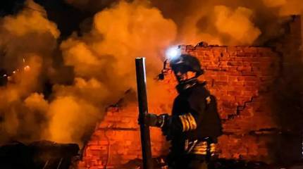 Появились кадры с российского FPV-дрона над ночным Харьковом, противник заявляет, что передвижение личного состава и техники по улицам перестало быть безопасным