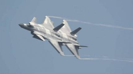 Китайский авиаэксперт: Китай - рекордсмен по темпам ввода истребителя 5-го поколения в эксплуатацию