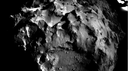 Космический зонд впервые опустился на поверхность кометы